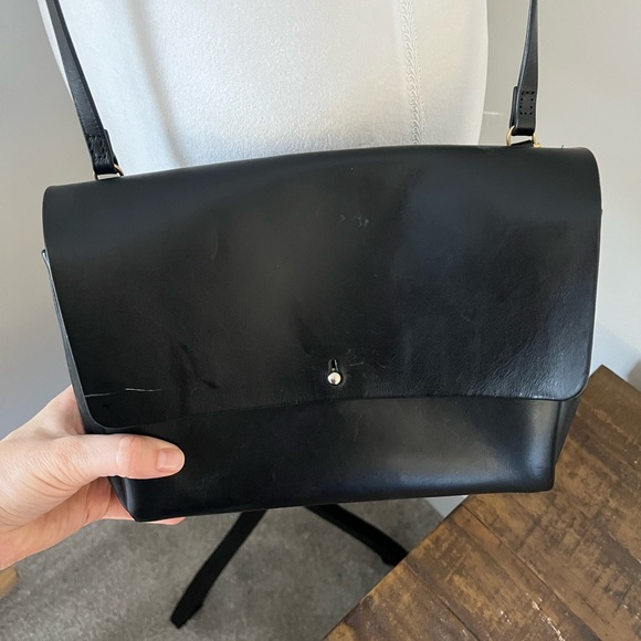 Aritzia leather cross body purse - Picture 2 of 3